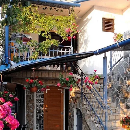 5486a Apartment Novi Vinodolski